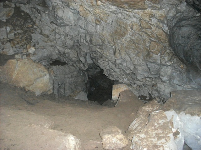 Пещера Дружба в Оленьих Ручьях. Лаз. (+эсперанто)